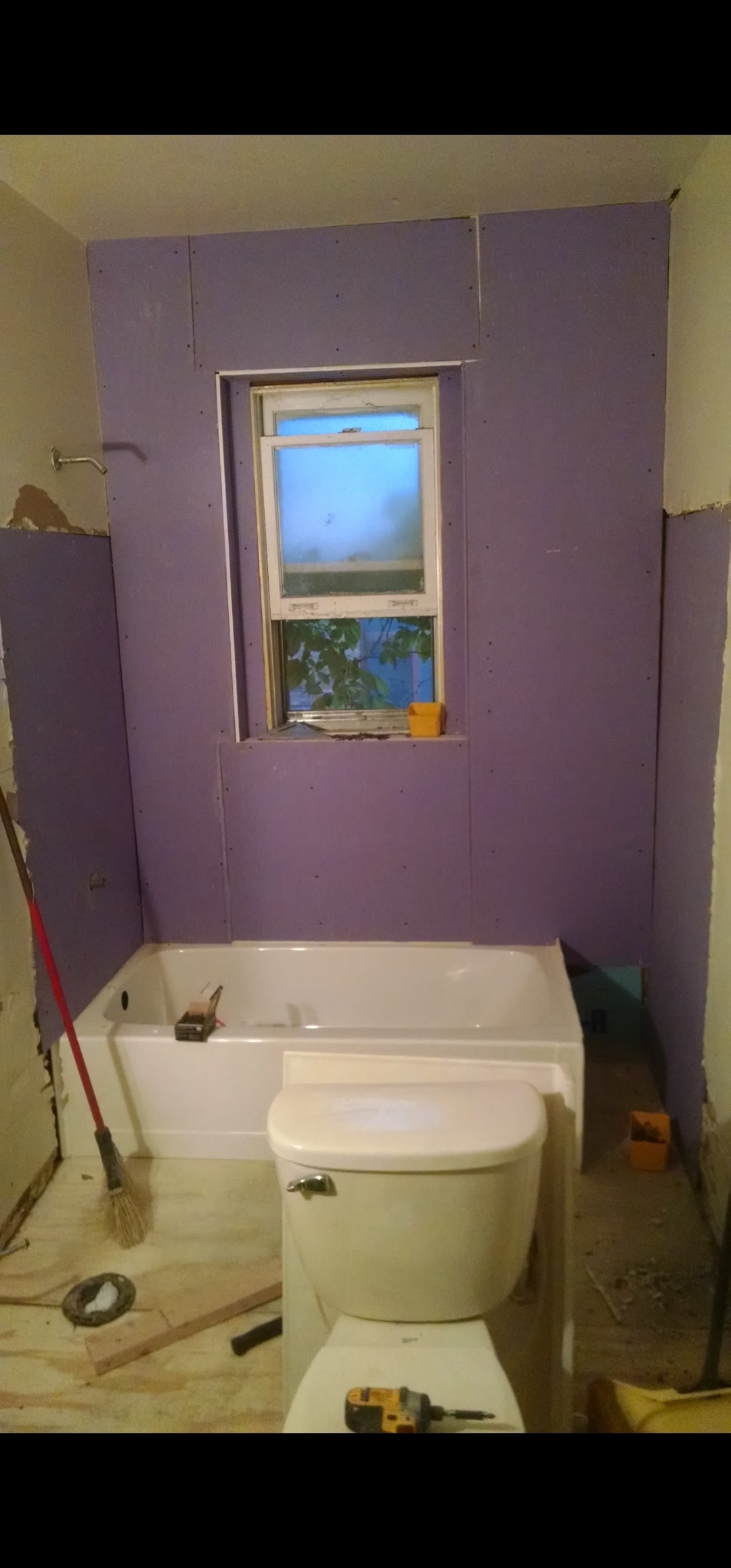Race St bathroom photo 3